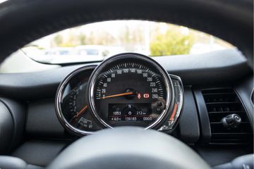 Voertuigafbeelding 24