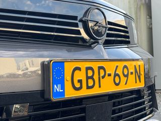 Voertuigafbeelding 3