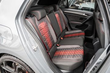 Voertuigafbeelding 23