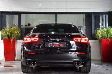 Voertuigafbeelding 5