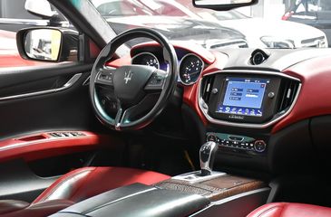 Voertuigafbeelding 8