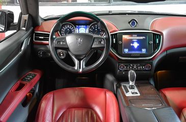 Voertuigafbeelding 9