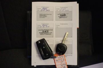 Voertuigafbeelding 12