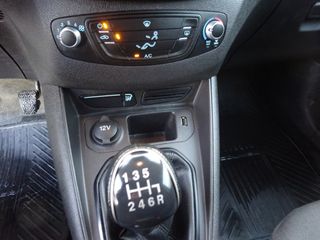 Voertuigafbeelding 10