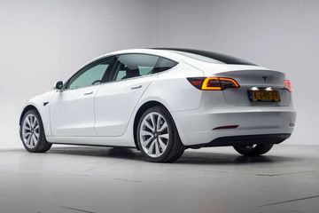 Voertuigafbeelding 2