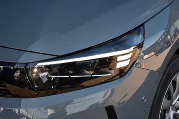 Voertuigafbeelding 30