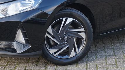 Voertuigafbeelding 6