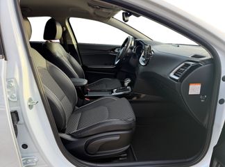 Voertuigafbeelding 17