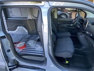 Voertuigafbeelding 16