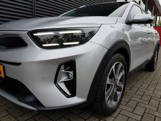 Voertuigafbeelding 12