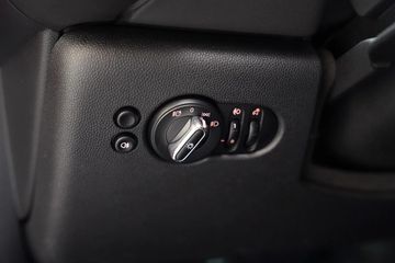 Voertuigafbeelding 27