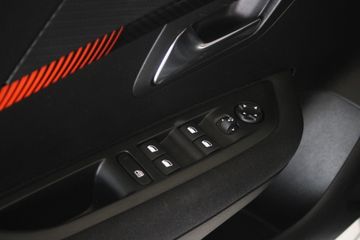 Voertuigafbeelding 17