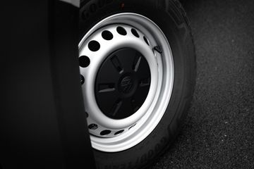 Voertuigafbeelding 7