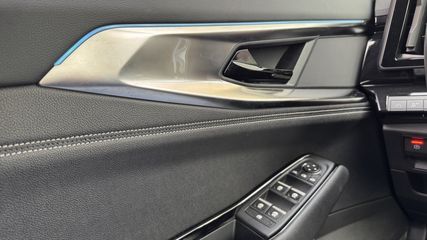 Voertuigafbeelding 17