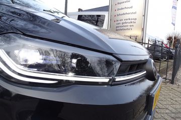 Voertuigafbeelding 11