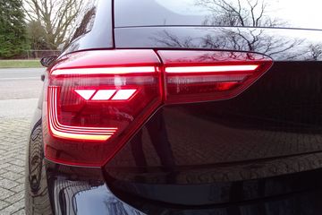 Voertuigafbeelding 15