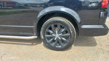 Voertuigafbeelding 4