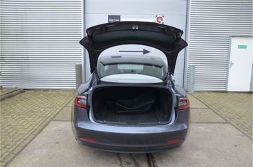 Voertuigafbeelding 32