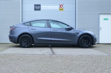 Voertuigafbeelding 6