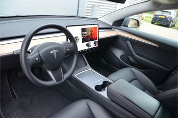 Voertuigafbeelding 9