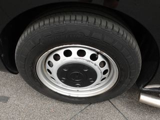 Voertuigafbeelding 4