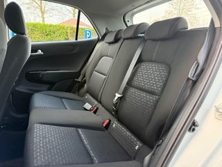 Voertuigafbeelding 19