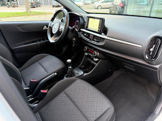 Voertuigafbeelding 8