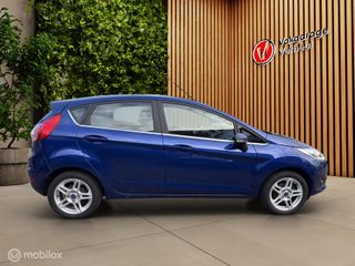 Voertuigafbeelding 6