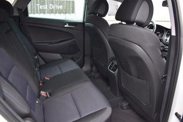 Voertuigafbeelding 16