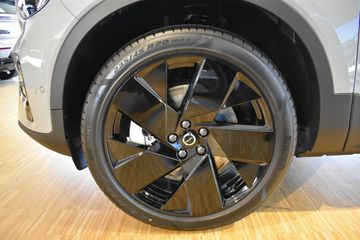 Voertuigafbeelding 5