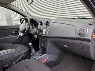 Voertuigafbeelding 13