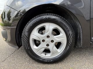 Voertuigafbeelding 3