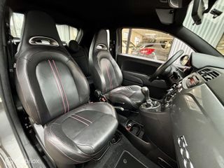 Voertuigafbeelding 8