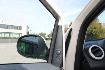 Voertuigafbeelding 8