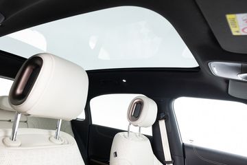 Voertuigafbeelding 5