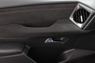 Voertuigafbeelding 36