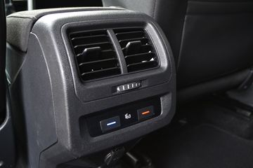 Voertuigafbeelding 38