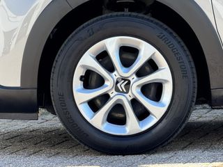 Voertuigafbeelding 15