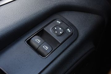 Voertuigafbeelding 25