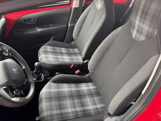 Voertuigafbeelding 6