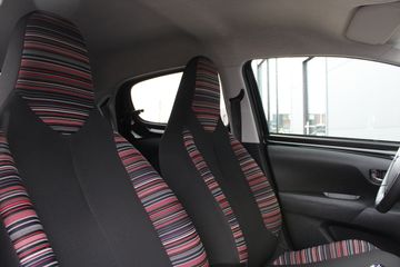 Voertuigafbeelding 3