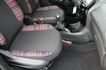 Voertuigafbeelding 4