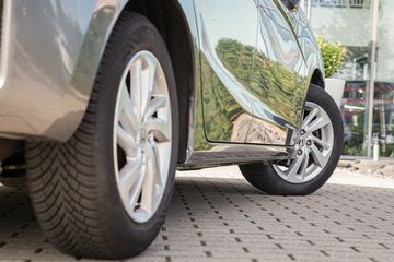 Voertuigafbeelding 12