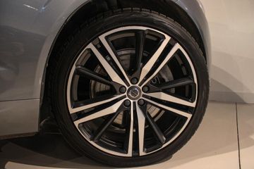 Voertuigafbeelding 7