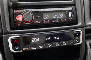 Voertuigafbeelding 12