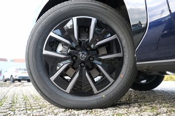 Voertuigafbeelding 7