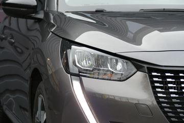 Voertuigafbeelding 9