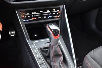 Voertuigafbeelding 44