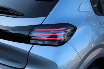 Voertuigafbeelding 12