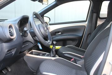 Voertuigafbeelding 2